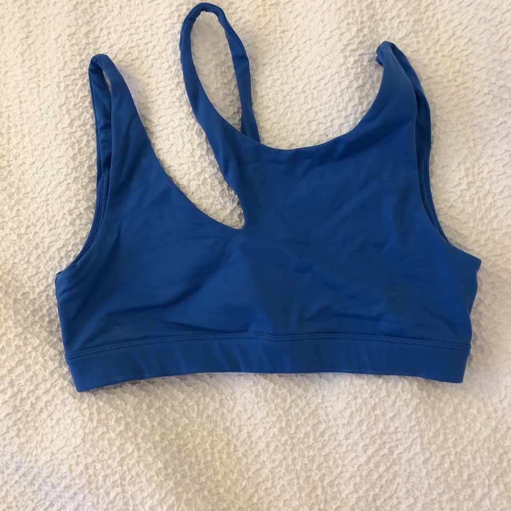 Sports bra
